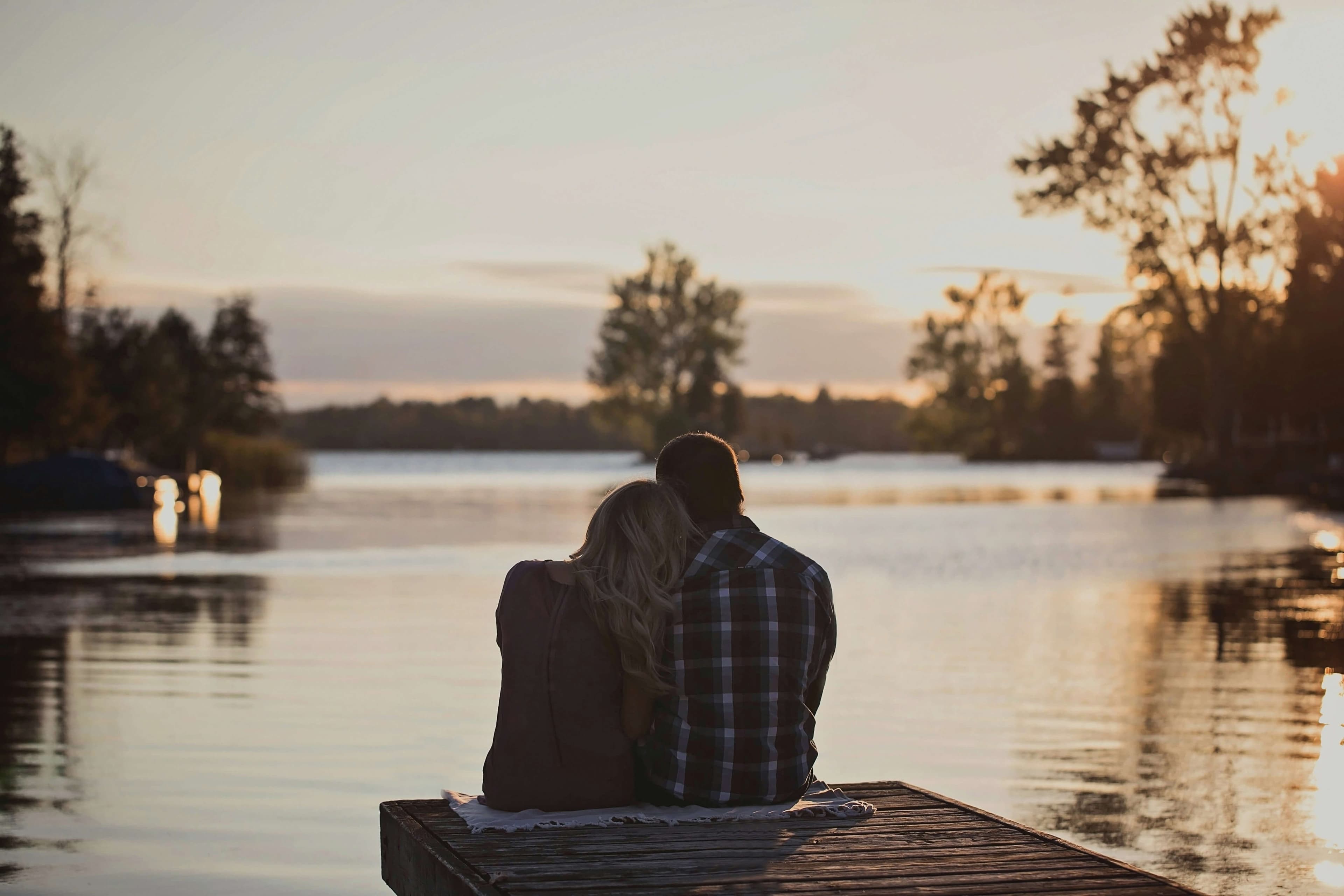 Marriage Retreat for Churches Vs. a Workshop: Key Differences